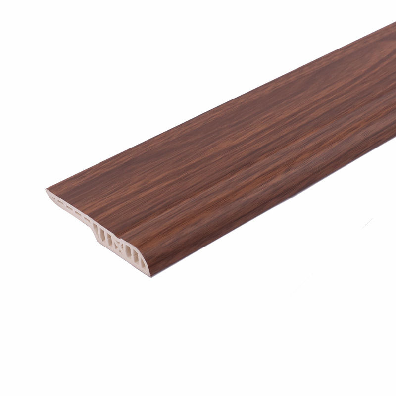 Прочный современный плинтус