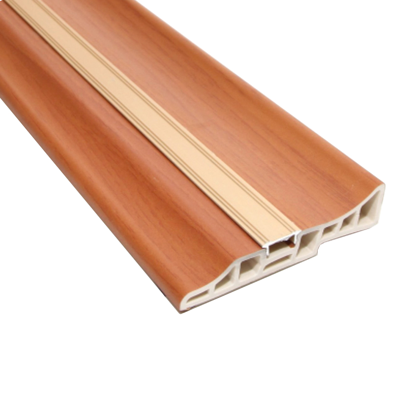 пластиковый плинтус