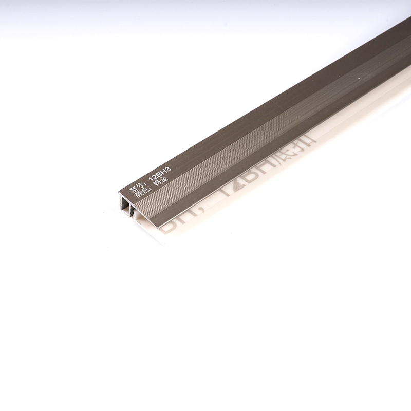 Облицовка лестницы из плитки различной формы