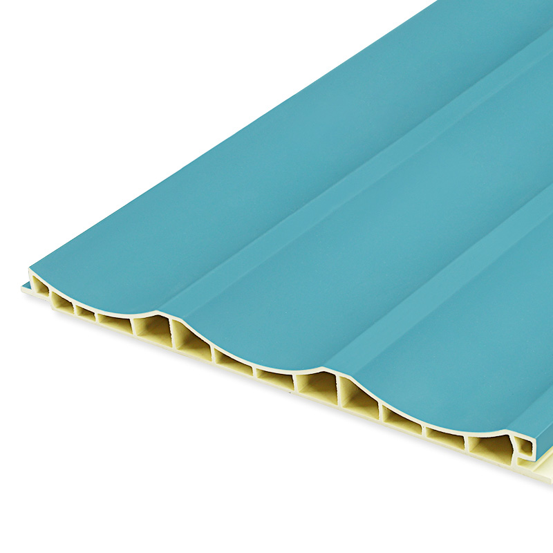 Внутренняя обшивка стен рифленой поверхностью