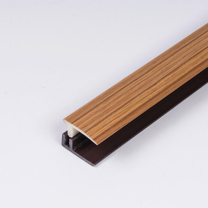 Т-образная кромка пола