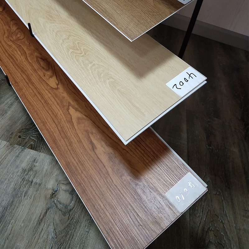 Пол из ПВХ различной формы