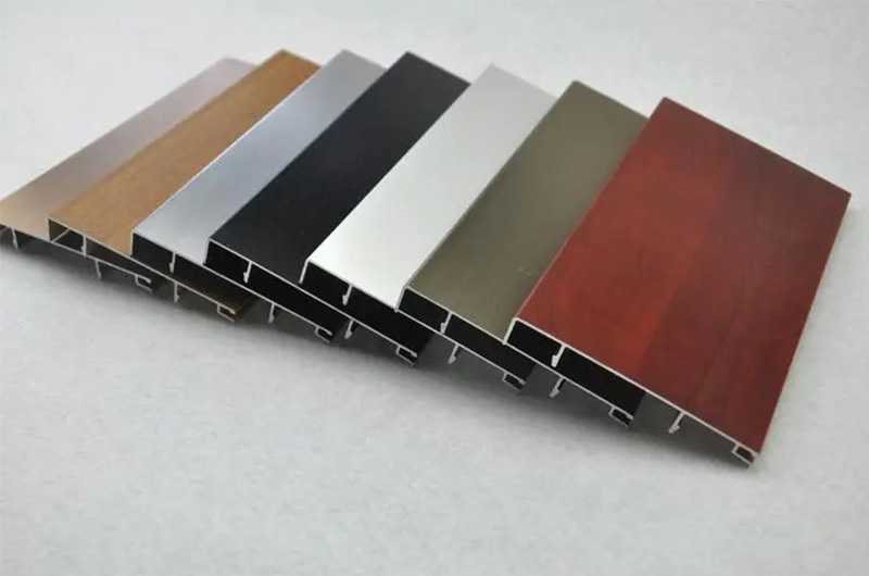 Виды напольных плинтусов