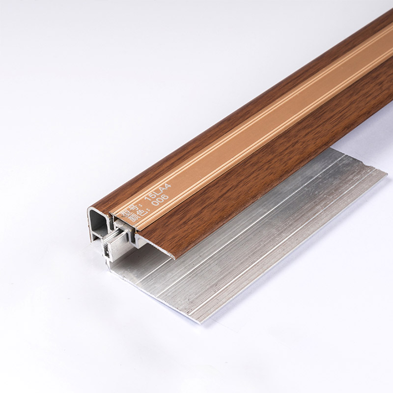 Края лестницы из прочной плитки