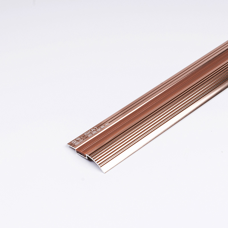 Роскошный переход от ковра к плитке