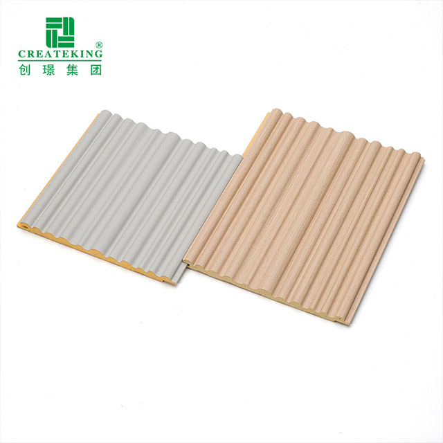 Решетка в форме волны из цельного дерева 159*11 мм