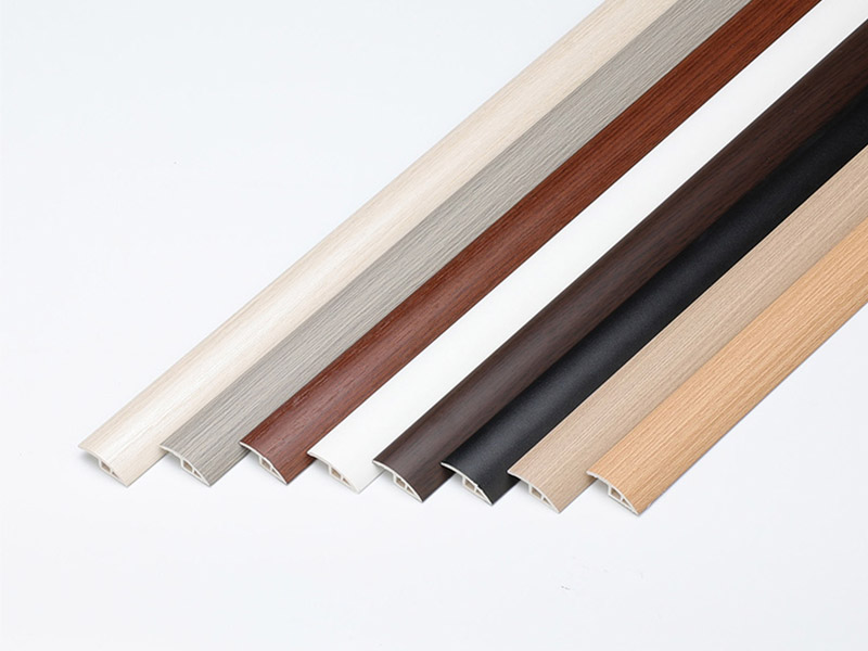 Переходник для пола из ПВХ 28*5 мм под дерево