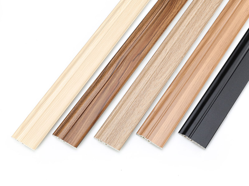 Полый плинтус из ПВХ 70*16 мм с несколькими полостями