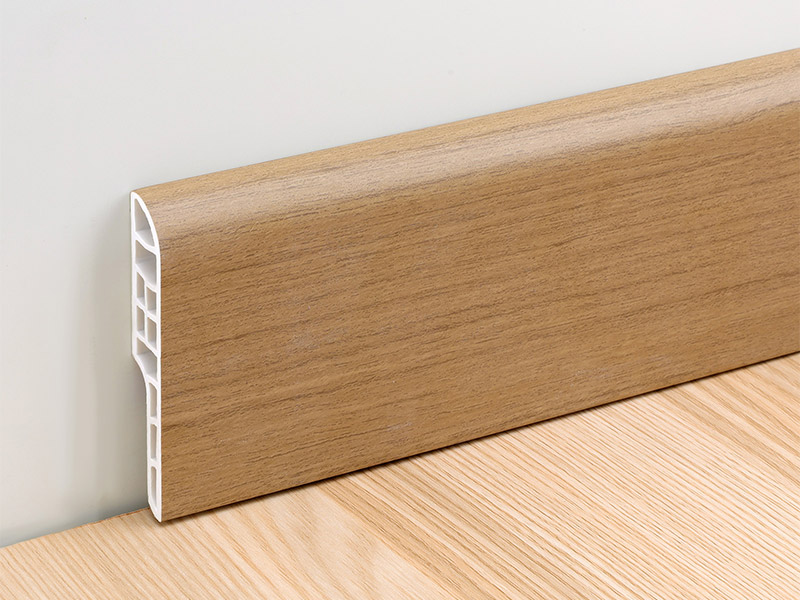 Плинтус с выпуклым носом SPC 70*12 мм