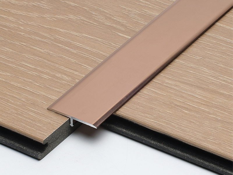 Т-образная алюминиевая переходная полоса