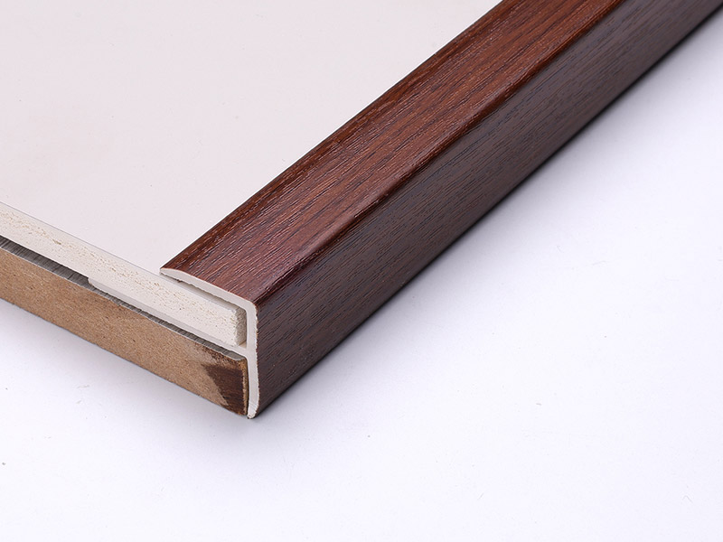 F-образные планки для ступеней