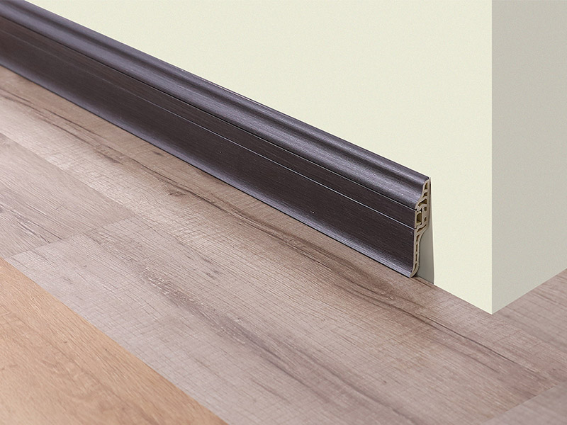 Плинтус из ягненка из ПВХ 68*17 мм