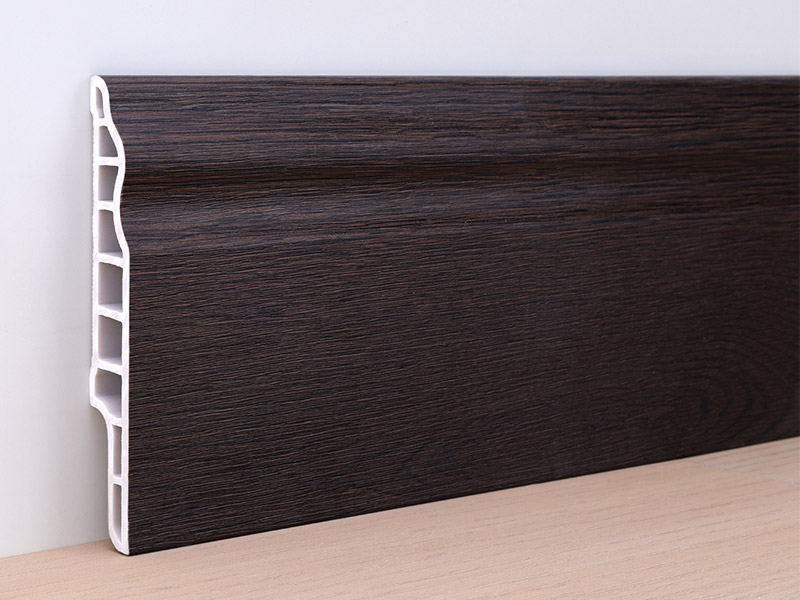 Плинтус с языком ягненка из ПВХ 100*15 мм