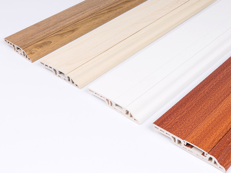 Плинтус для скрытых гвоздей из ПВХ 70*14 мм