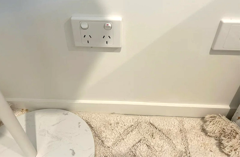 Ковер и плинтус