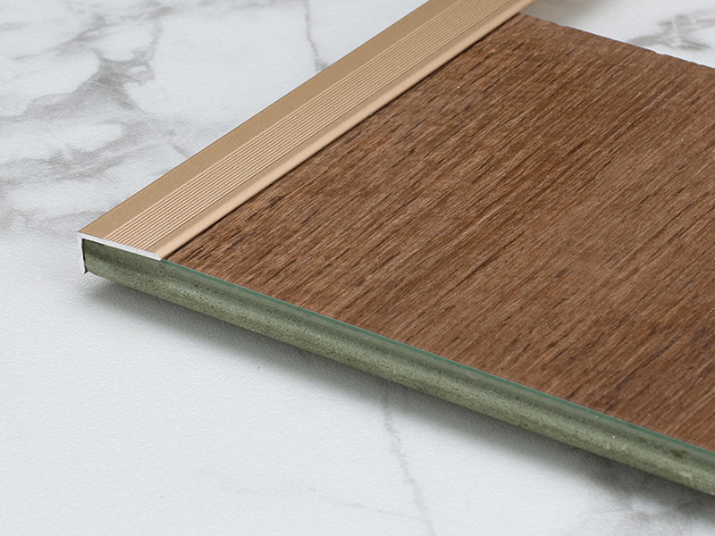 L-образная алюминиевая кромка пола