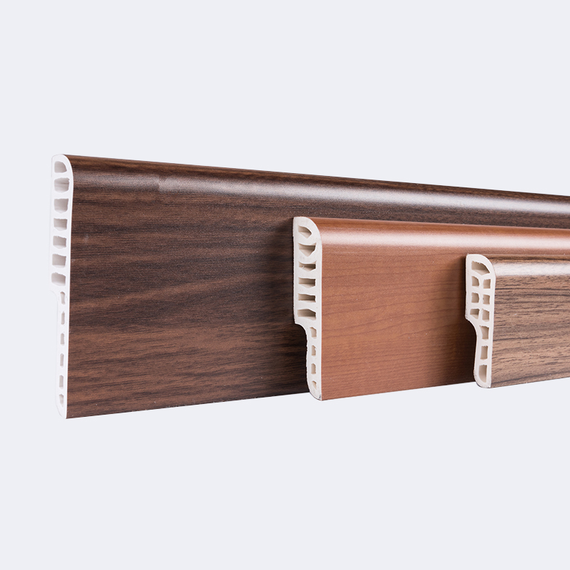 пластиковый плинтус