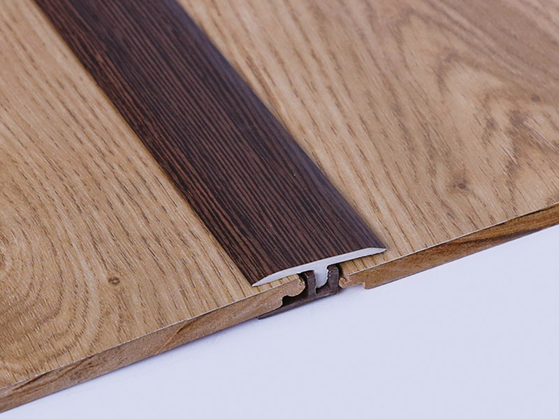 Переходная полоса для пола Т-образной формы из ПВХ 40*7,5 мм