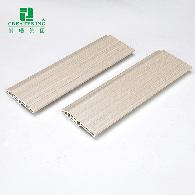 Плинтус из ягненка из ПВХ 80*14 мм