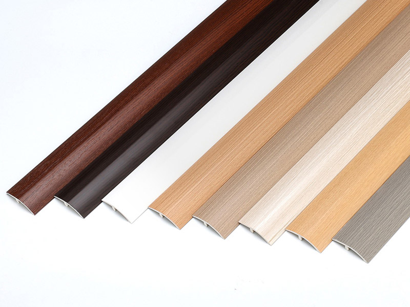 Редуктор для пола из ПВХ 48*7,5 мм