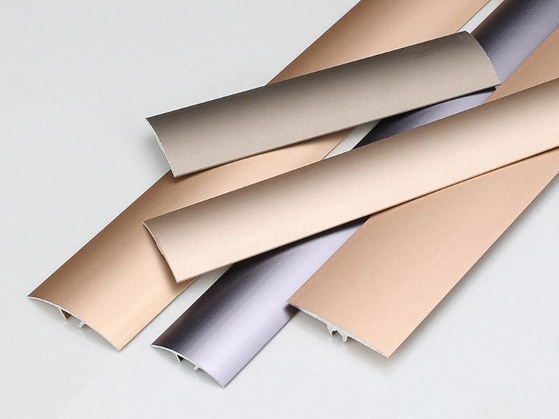 Универсальная переходная полоса для металлического пола