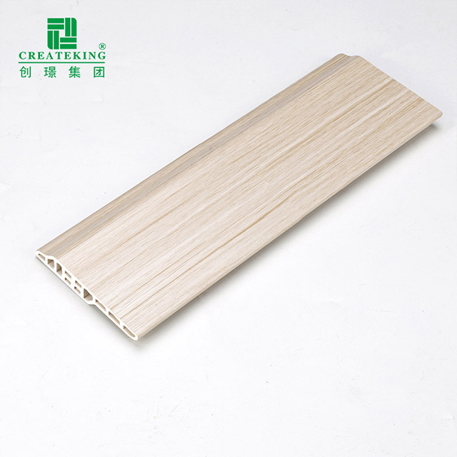 Плинтус из ягненка из ПВХ 80*14 мм