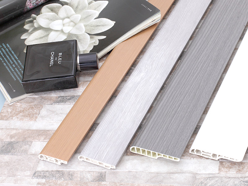 Плинтус-карандаш из ПВХ 75*18 мм