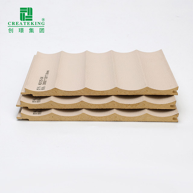 Стеновые панели с вогнутыми рифлеными стенками 128*7,8 мм