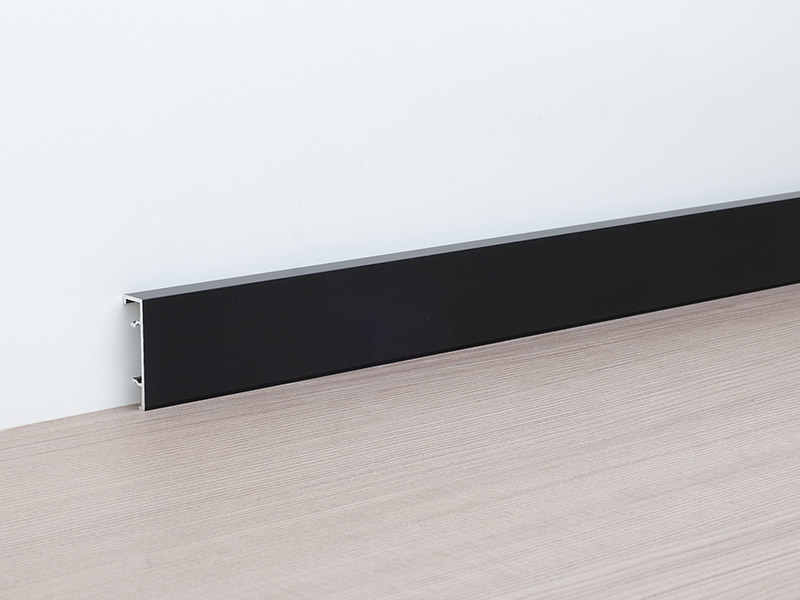 Плинтус из алюминиевого сплава 30*9 мм с зажимом