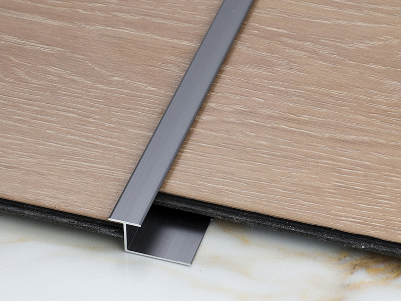 Т-образная кромка