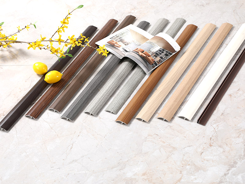 Пороговый переходник из ПВХ