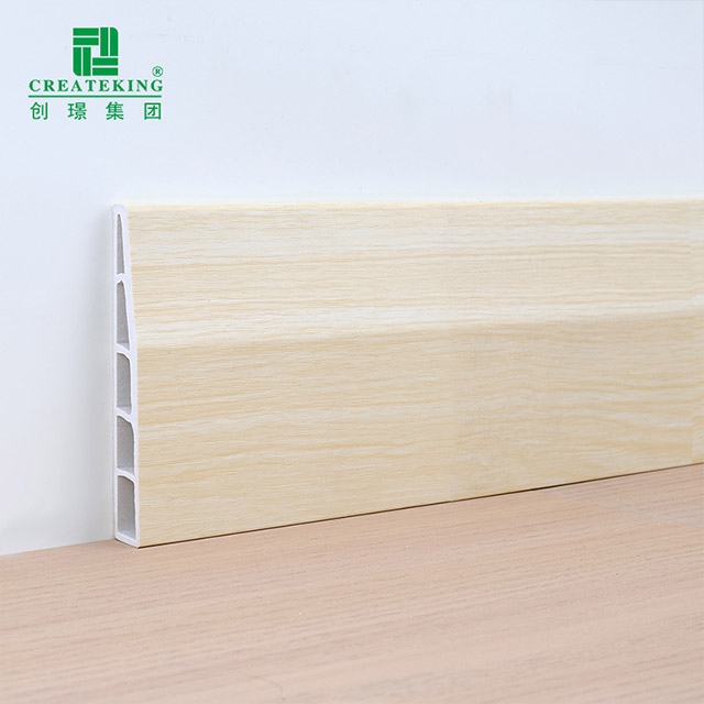 Плинтус из ПВХ с фаской 100*15 мм