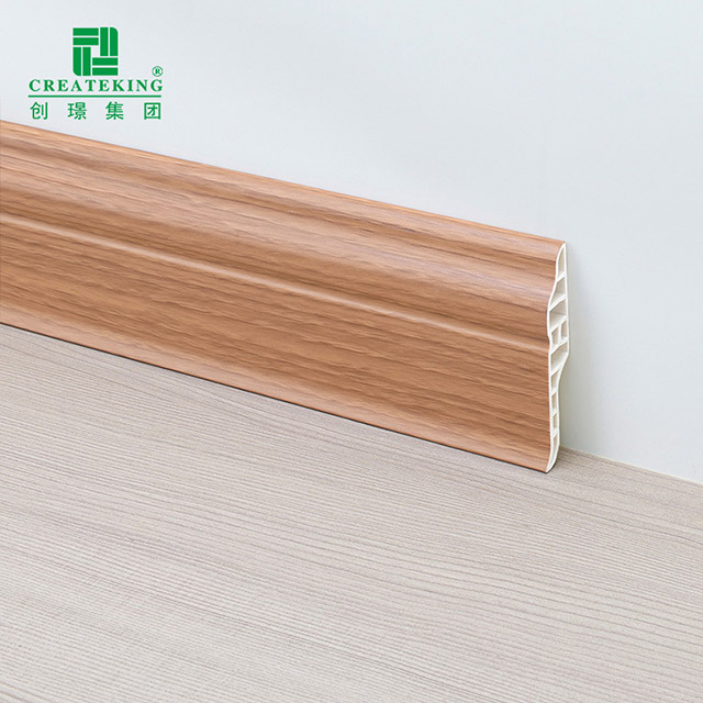 Многофункциональный плинтус из ПВХ 68*16 мм