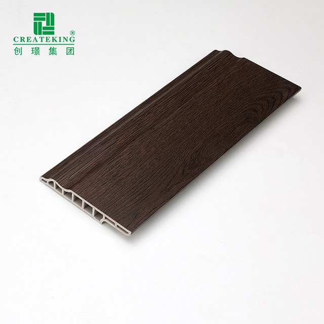 Плинтус для языка ягнят из ПВХ 100*15 мм