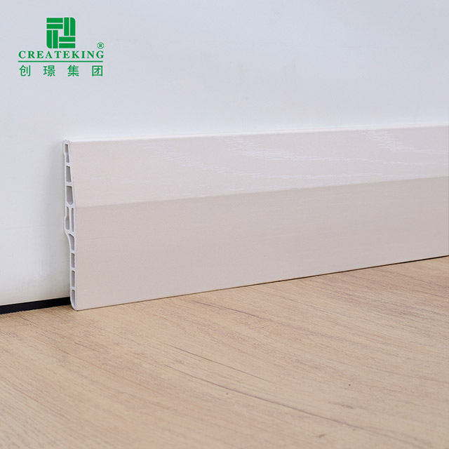 Полый плинтус из ПВХ с фаской 100*15 мм