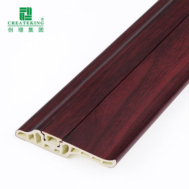 Плинтус из ягненка из ПВХ 68*17 мм