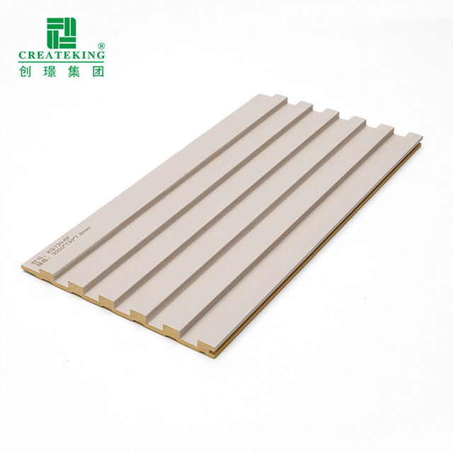 Стеновые панели из твердого ПВХ с рифлением 130*7,8 мм