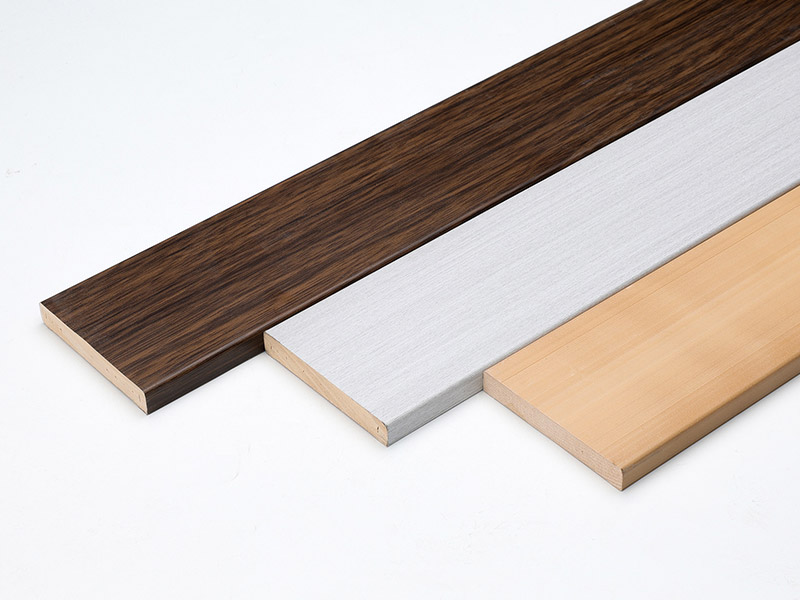 Плинтус из цельного дерева 72*10,5 мм