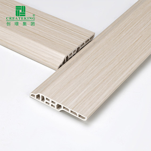 Плинтус из ягненка из ПВХ 80*14 мм