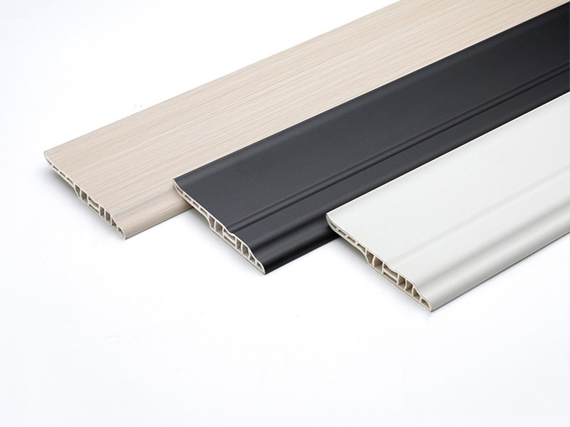 Плинтус с языком ягненка из ПВХ 95*15,5 мм