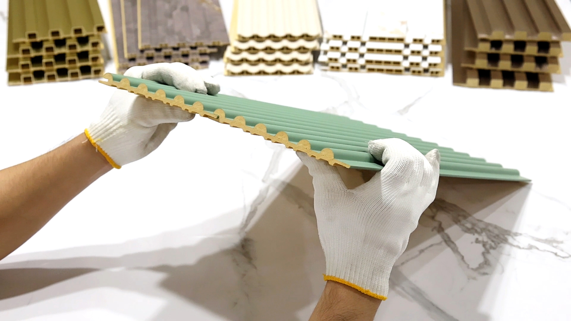 156*12,8 мм внешняя полукруглая сплошная стеновая панель из ПВХ (KS156-6Y)