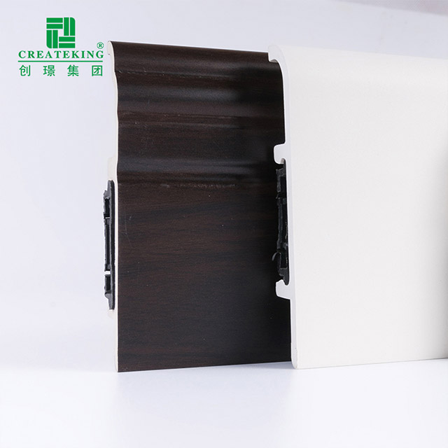 Плинтус с зажимом из ПВХ 100*15 мм