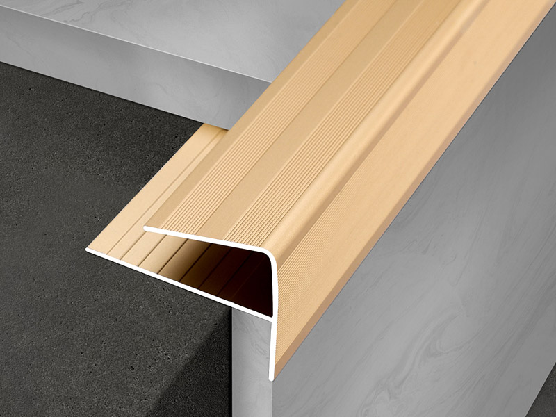 Что такое алюминиевые противоскользящие накладки на ступеньки и как их устанавливать?