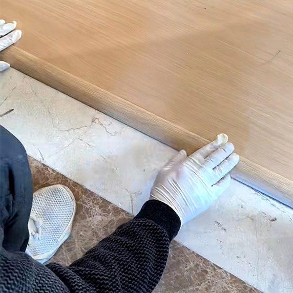 Редуктор для пола из ПВХ 48*7,5 мм