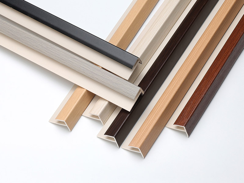 F-образные планки для ступеней