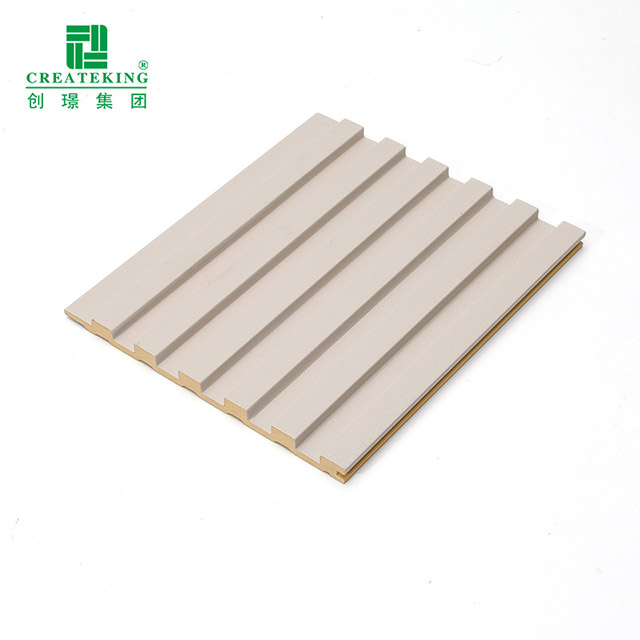 Стеновые панели из твердого ПВХ с рифлением 130*7,8 мм