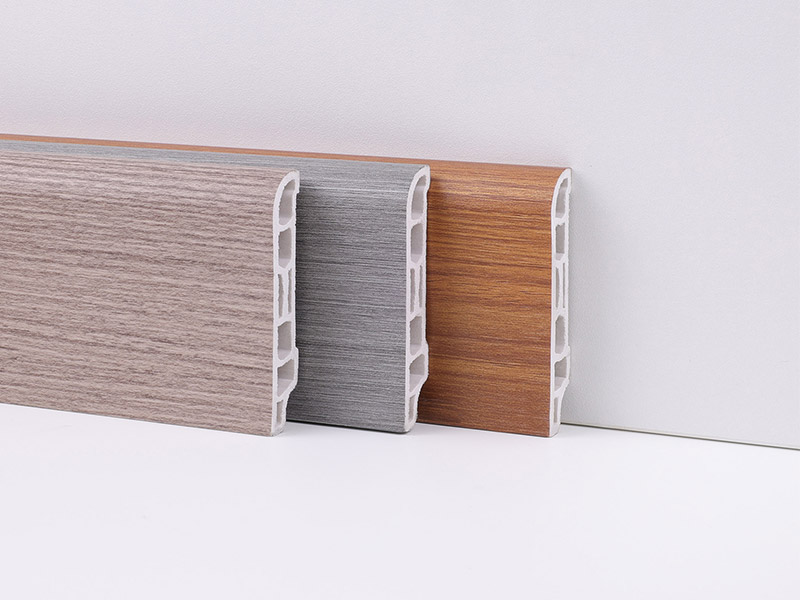 Плинтус из ПВХ с деревянным зерном 60*15 мм