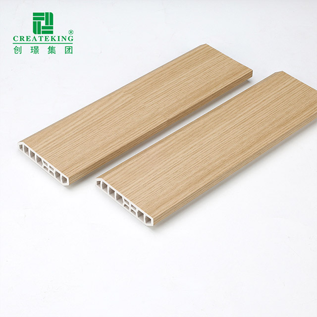 Плинтус из ПВХ 75*15 мм