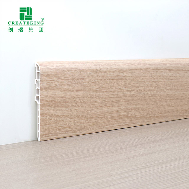 Высокий плинтус SPC 100*13 мм