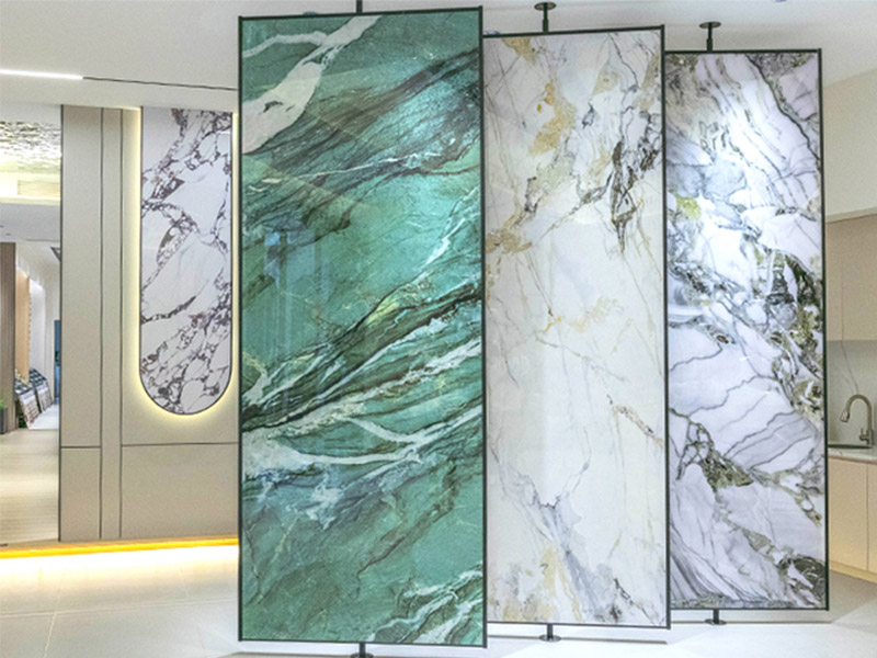 настенная панель с вращающейся решеткой